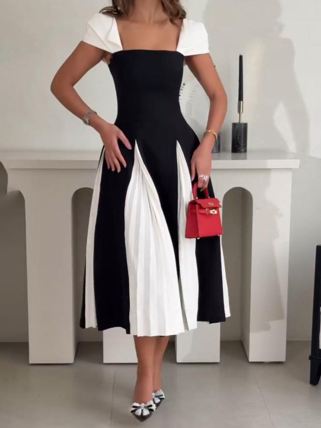 Elegant Contrast Pleated Panel Midi Dress Black