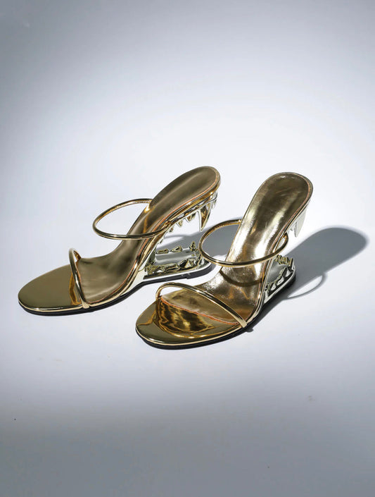Tiger teeth cutout heels