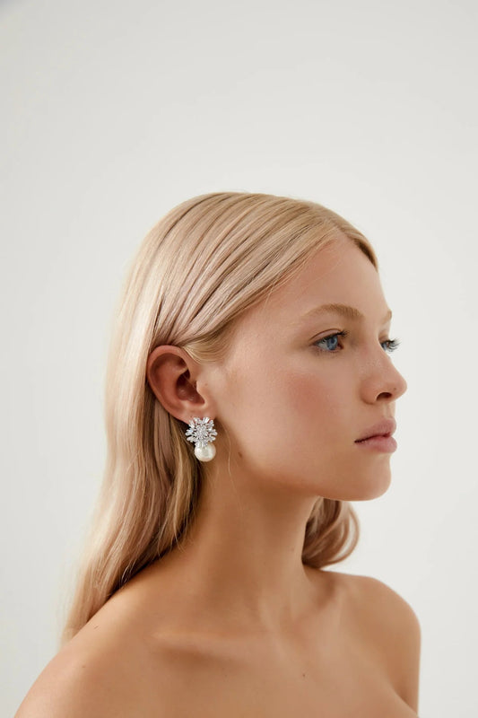 AMELIE PEARL EARRINGS White Gold