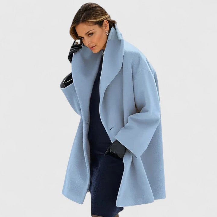 Viviane | Elegant coat with minimalist design