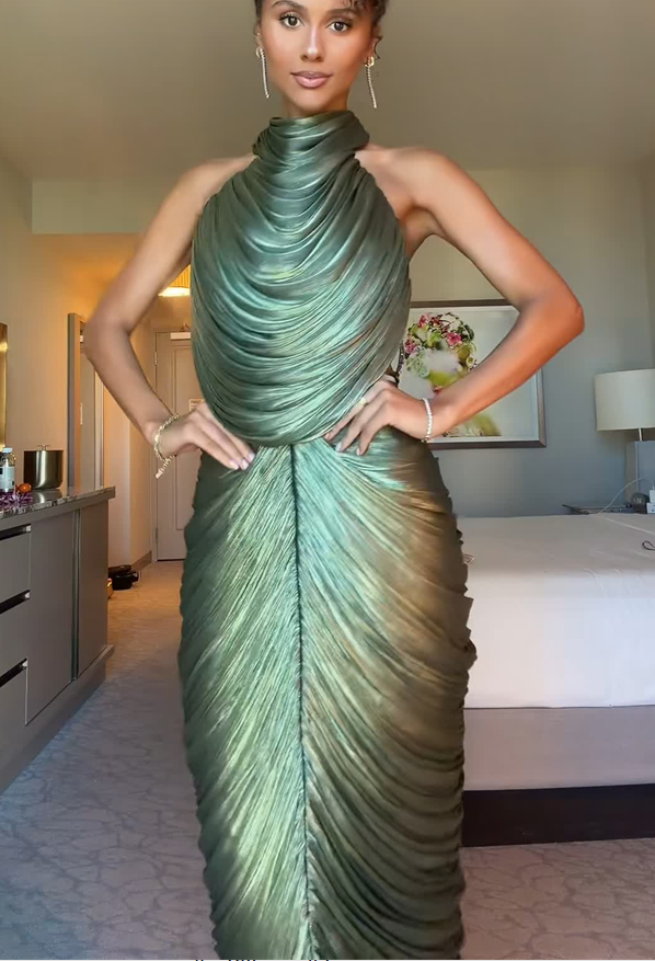 Halter Neck Metallic Pleated Mermaid Evening Gown