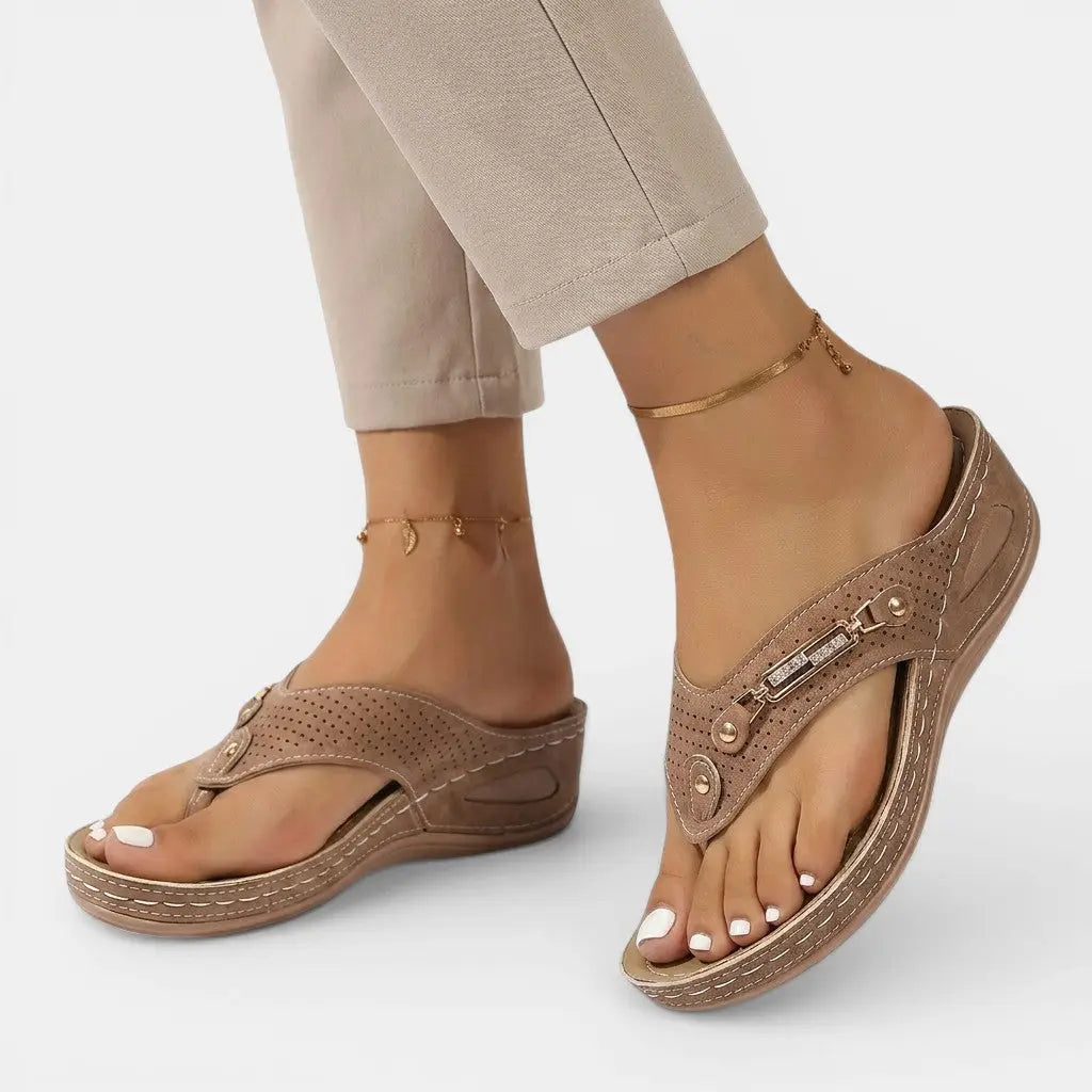 Everyday — Adjustable Casual Sandals With Lightweight Comfortable Everyday Design Brown