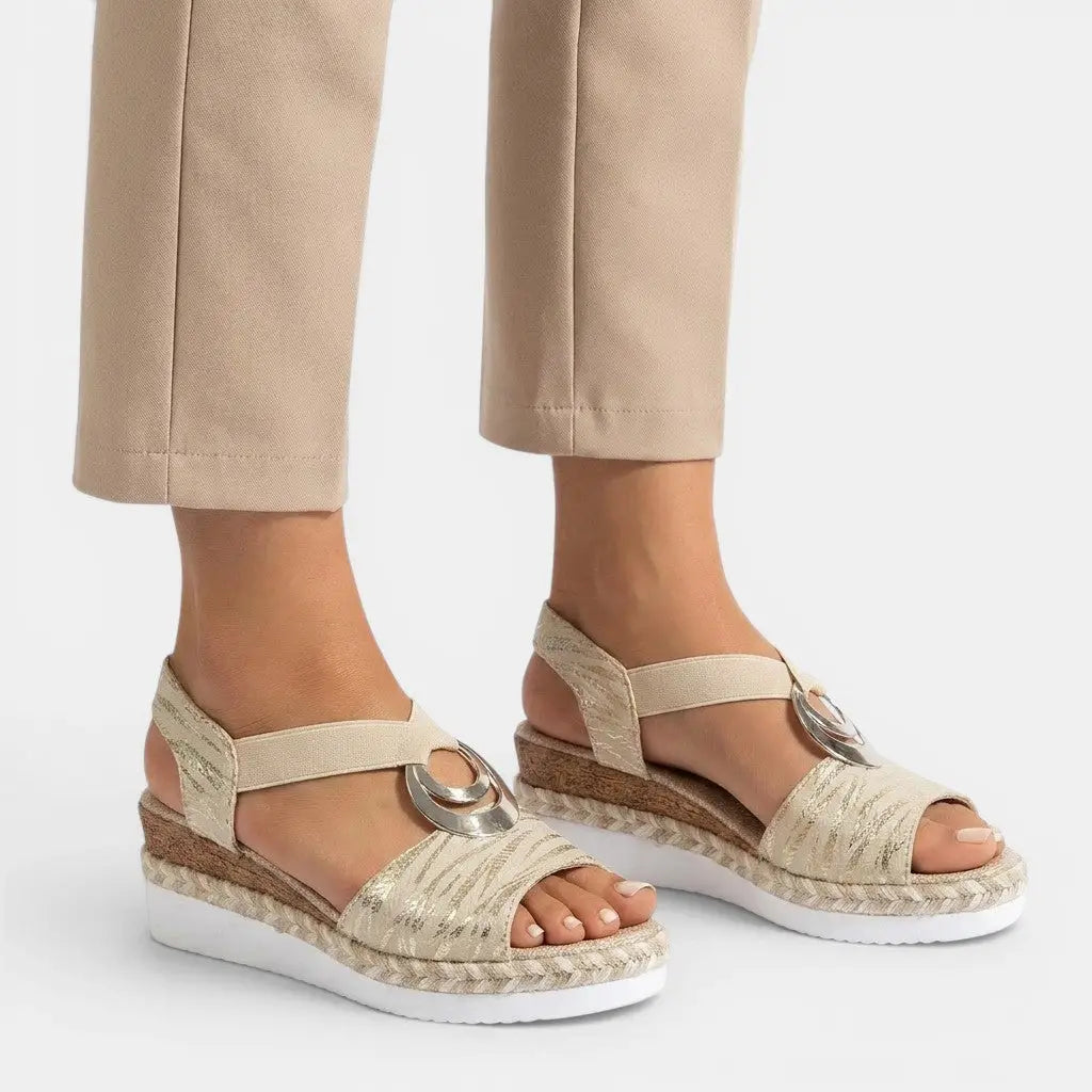 Breathwell — Breathable Leather Sandals With Comfortable Adjustable Summer Design Beige