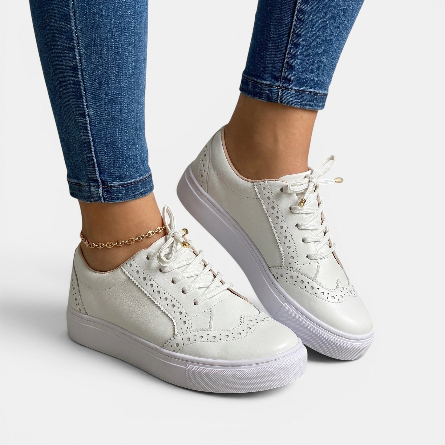 Meshcomfort — Breathable Mesh Sneakers With Comfortable Lace-Up Walking Design White