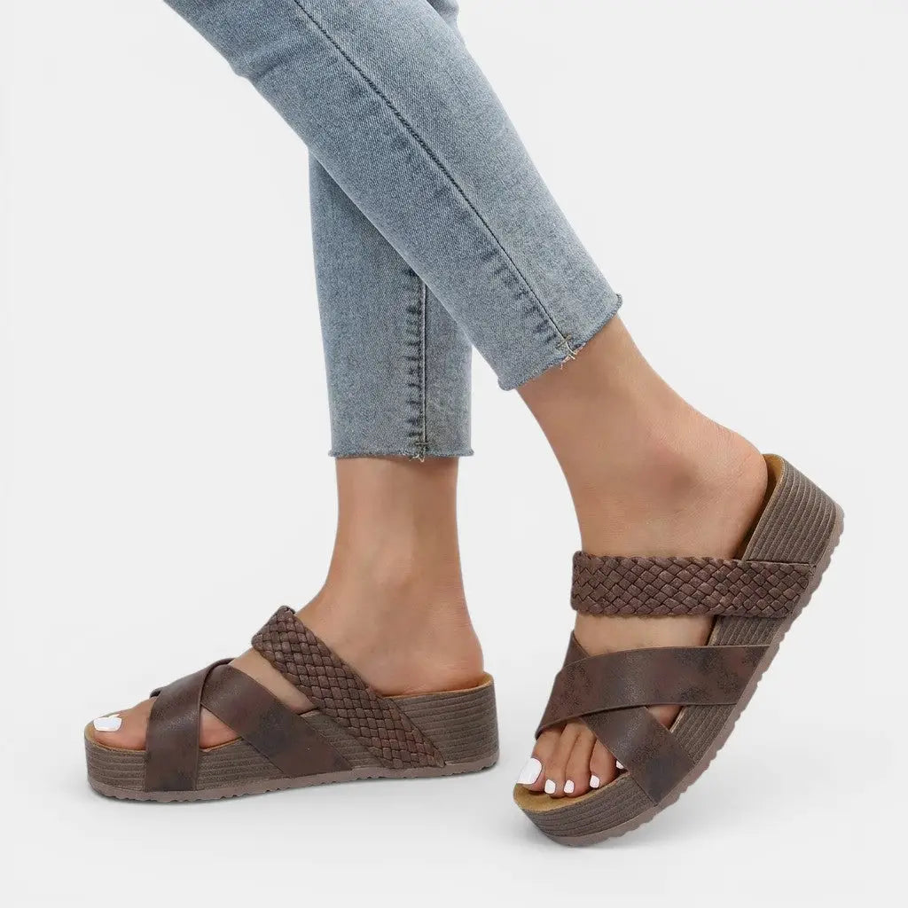 Lightfoot — Cushioned Sandals With Elegant Orthopedic Lightweight Comfortable Summer Design Brown