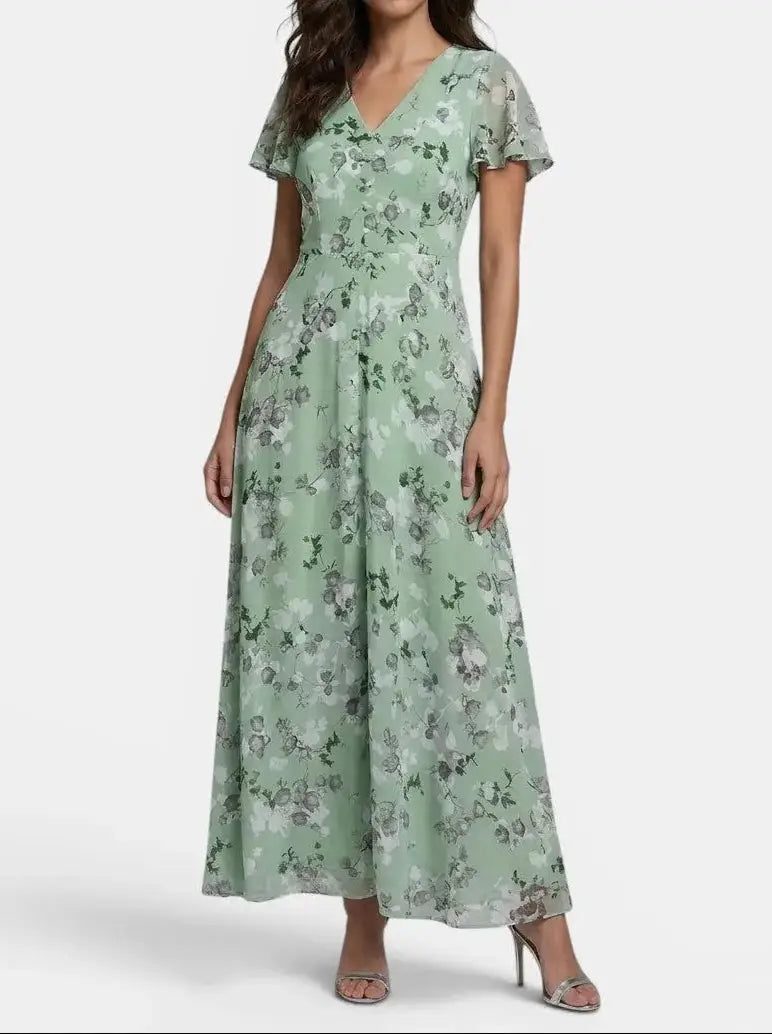 Veronica — Elegant Figure-Flattering Black Dress For Chic Versatile Cocktail Wear Green