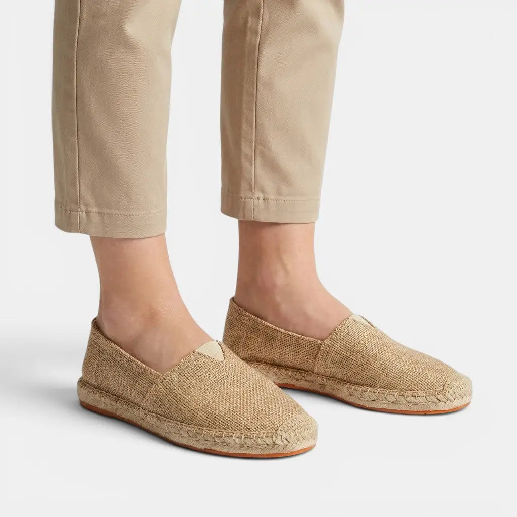 Stretchloaf — Stretch-Knit Slip-On Loafers With Comfortable Casual Flat Design Dark brown