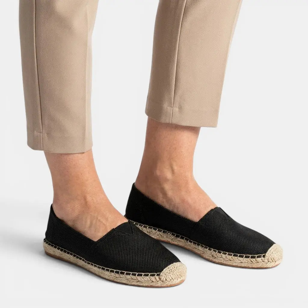 Stretchloaf — Stretch-Knit Slip-On Loafers With Comfortable Casual Flat Design Black