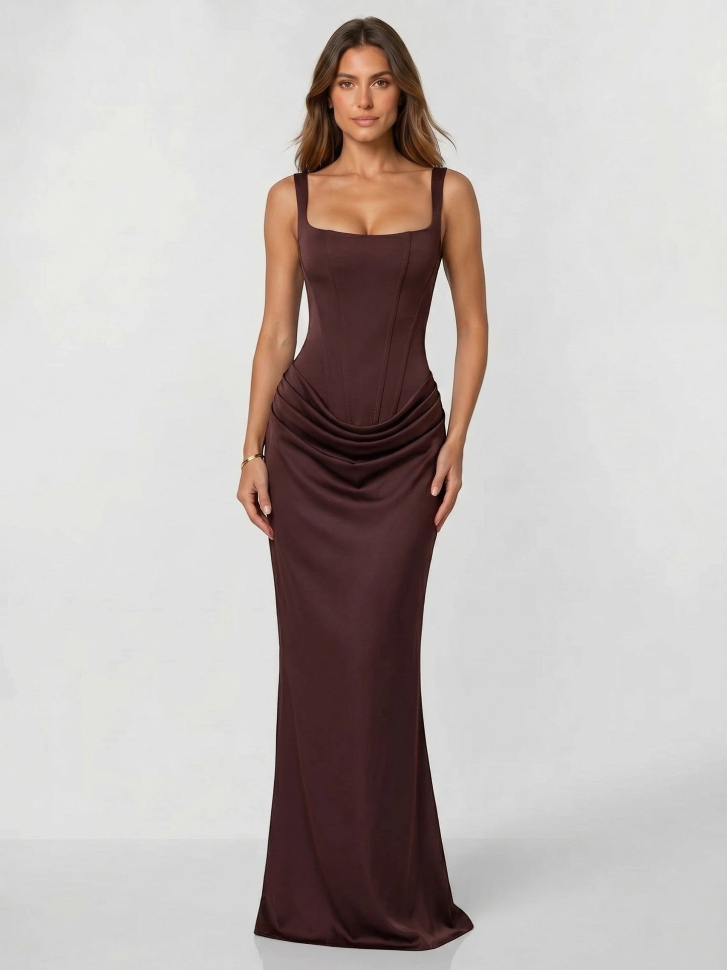 Raven — Stretchy Bodycon Dress With Sleek Backless Cocktail Design Brown